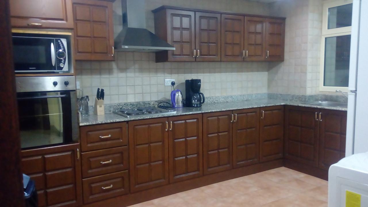 Ferienwohnung Zubara Plaza II Manama Exterior foto